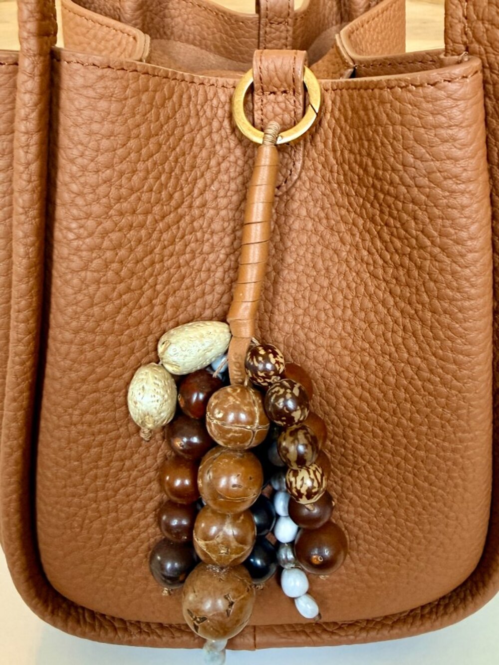 Songmont Medium Song Bag in Golden Brown + Wish Seeds Charm - Picture 2 of 9
